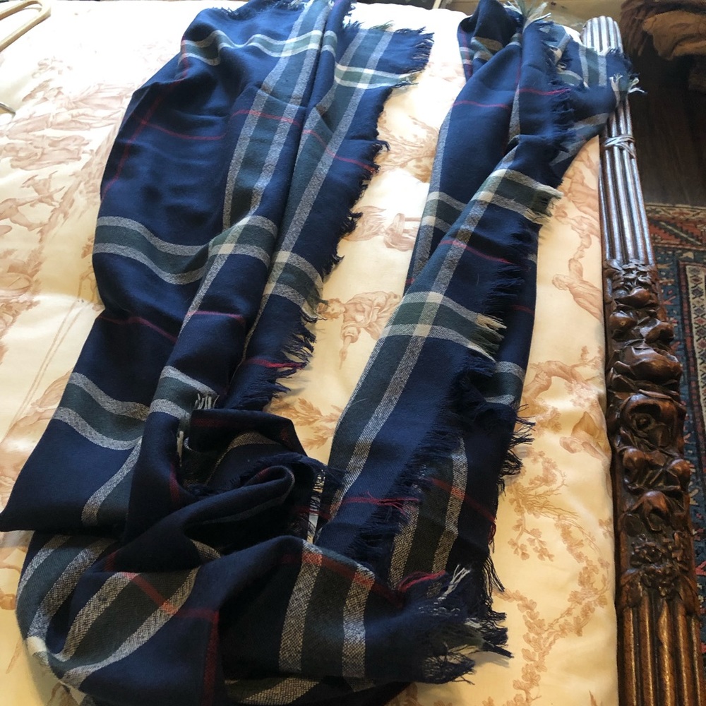 Brooks Brothers very fine wool long scarf